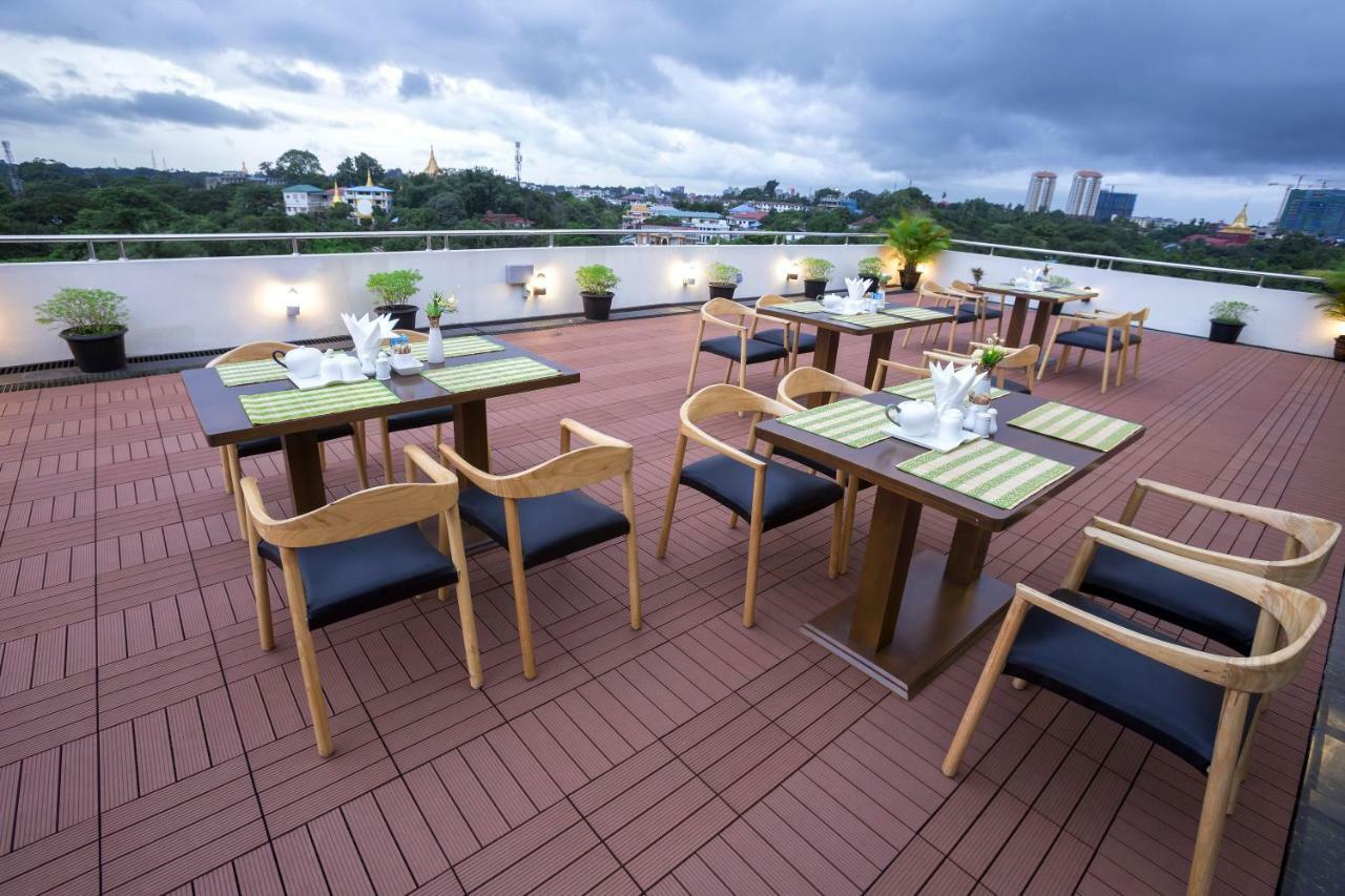 Virati Hotel Yangon Exterior foto